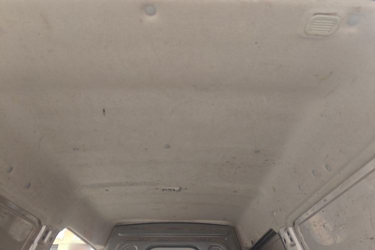 Used Jinbei Hiace X30 2021 1.5L Wealthy Single-Steaming Air-Conditioned Van China VI Standard SWC15M Headliner