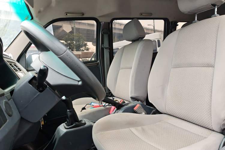 Used Jinbei Hiace X30 2021 1.5L Wealthy Edition Bus China VI Standard SWC15M Left Front Seat