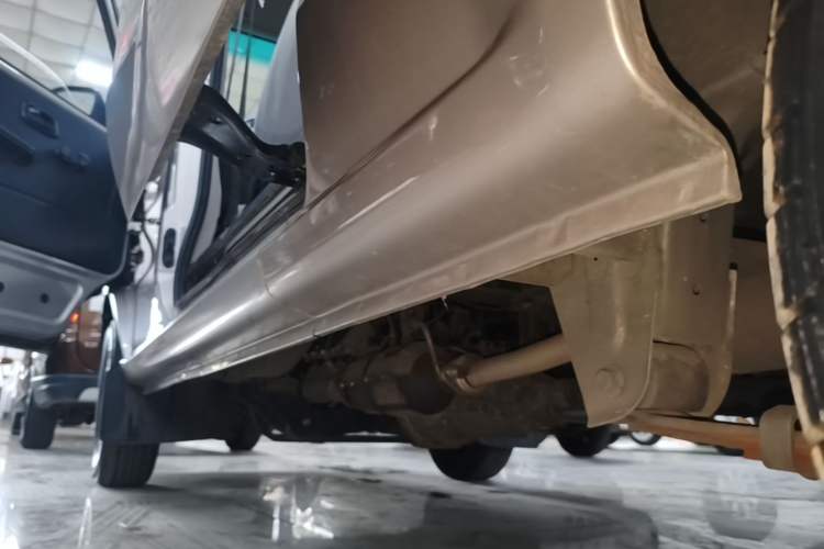 Used Jinbei Hiace X30 2021 1.5L Wealthy Edition Bus China VI Standard SWC15M Left Side Sill