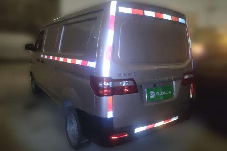 Used Jinbei Hiace X30 2021 1.5L Comfort Plus Central Air-Conditioned Van China VI Standard SWC15M Rear Left 45 Deg