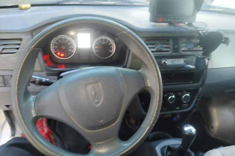 Used Jinbei Hiace X30 2021 1.5L Wealthy Van China VI Standard SWC15M Steering Wheel