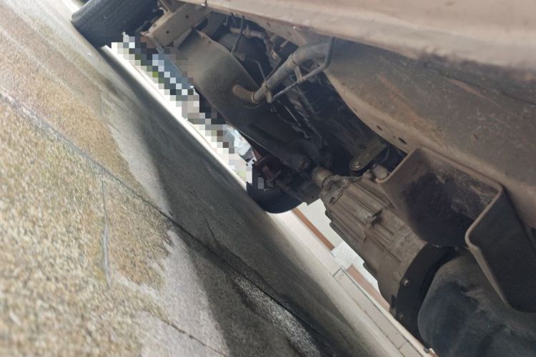 Used Jinbei Hiace X30 2021 1.5L Comfort Model Base Version (No Air Conditioning) Van China VI Standard SWC15M Chassis Front Right