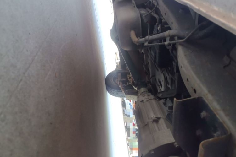 Used Jinbei Hiace X30 2021 1.5L Comfort Model Base Version (No Air Conditioning) Van China VI Standard SWC15M Chassis Front Right