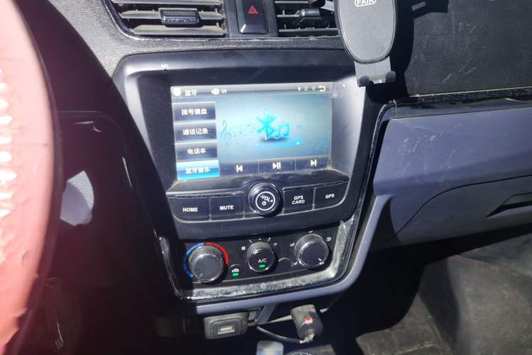 Used Jinbei Hiace X30 2021 1.5L Comfort-Grade Central Air-Conditioned Bus China VI Standard SWC15M Audio And AC Panel