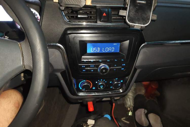 Used Jinbei Hiace X30 2021 1.5L Wealthy Single-Steaming Air-Conditioned Version Bus China VI Standard SWC15M Audio And AC Panel