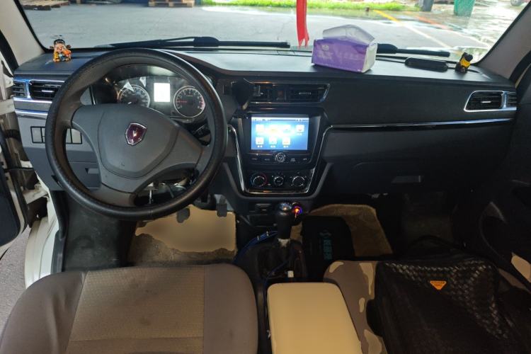 Used Jinbei Hiace X30 2021 1.5L Comfort Model Air-Conditioner-Free Version National VI Standard SWC15M Bus Center Console