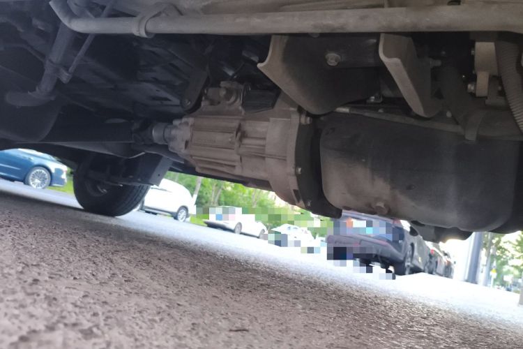 Used Jinbei Hiace X30 2021 1.5L Wealthy Edition Bus China VI Standard SWC15M Chassis Front Right