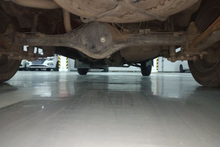 Used Jinbei Hiace X30 2021 1.5L Wealthy Van China VI Standard SWC15M Chassis Rear