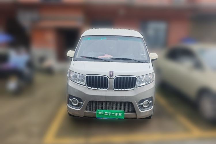 Used Jinbei Hiace X30 2021 1.5L Wealthy Single-Steaming Air-Conditioned Van China VI Standard SWC15M Front