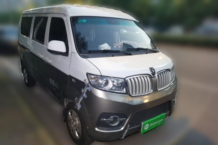 Used Jinbei Hiace X30 2021 1.5L Comfort-Grade Central Air-Conditioned Bus China VI Standard SWC15M Front Right 45 Deg