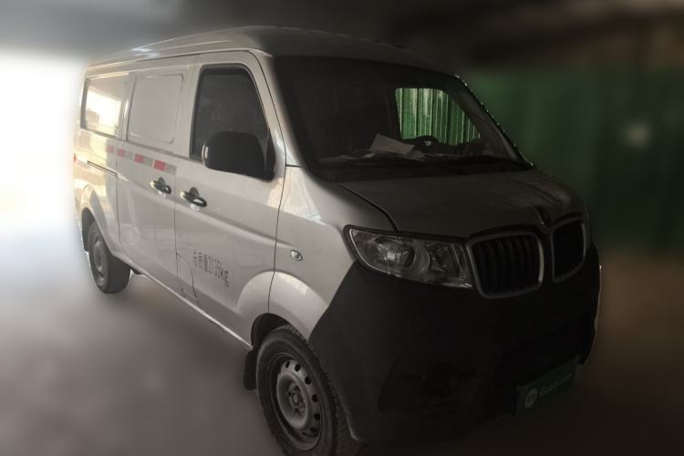 Used Jinbei Hiace X30 2021 1.5L Standard Version Air-Conditioner-Free Van China VI Emission Standard SWC15M Front Right 45 Deg