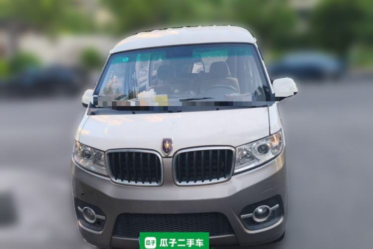 Used Jinbei Hiace X30 2021 1.5L Wealthy Edition Bus China VI Standard SWC15M Front