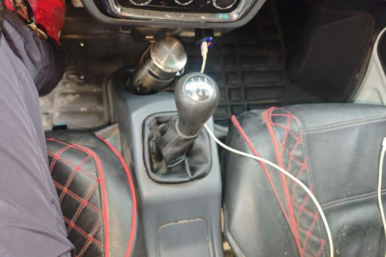 Used Jinbei Hiace X30 2021 1.5L Wealthy Single-Steaming Air-Conditioned Van China VI Standard SWC15M Gear Lever