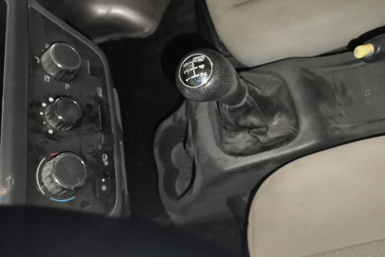 Used Jinbei Hiace X30 2021 1.5L Standard Version Air-Conditioner-Free Van China VI Emission Standard SWC15M Gear Lever