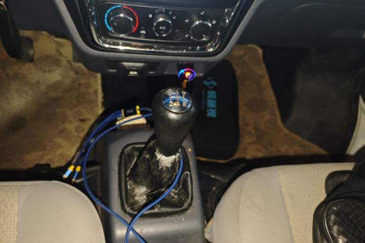 Used Jinbei Hiace X30 2021 1.5L Comfort Model Air-Conditioner-Free Version National VI Standard SWC15M Bus Gear Lever