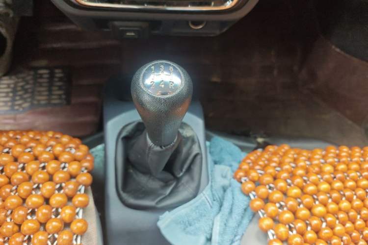 Used Jinbei Hiace X30 2021 1.5L Wealthy Single-Steaming Air-Conditioned Version Bus China VI Standard SWC15M Gear Lever