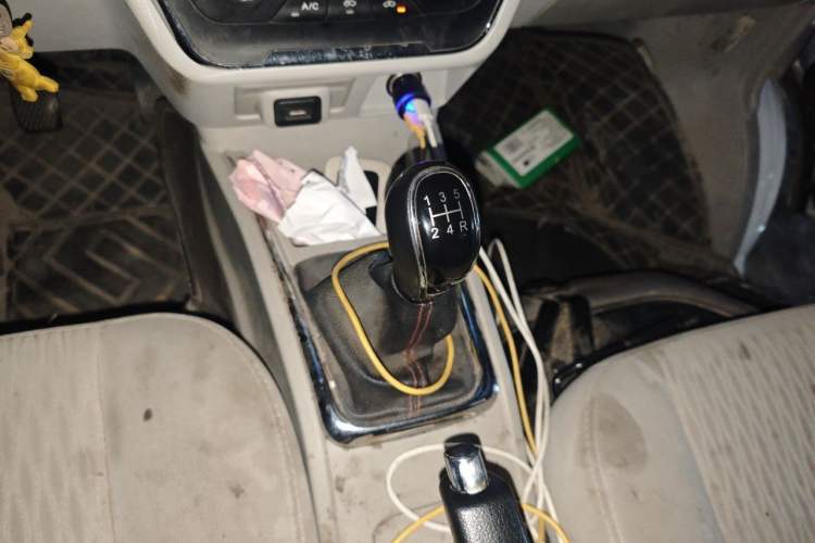 Used Jinbei Hiace X30 2021 1.5L Comfort Model Air-Conditioner-Free Version National VI Standard SWC15M Bus Gear Lever