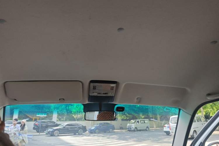 Used Jinbei Hiace X30 2021 1.5L Wealthy Single-Steaming Air-Conditioned Version Bus China VI Standard SWC15M Headliner