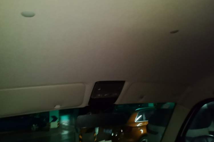 Used Jinbei Hiace X30 2021 1.5L Wealthy Single-Steaming Air-Conditioned Version Bus China VI Standard SWC15M Headliner