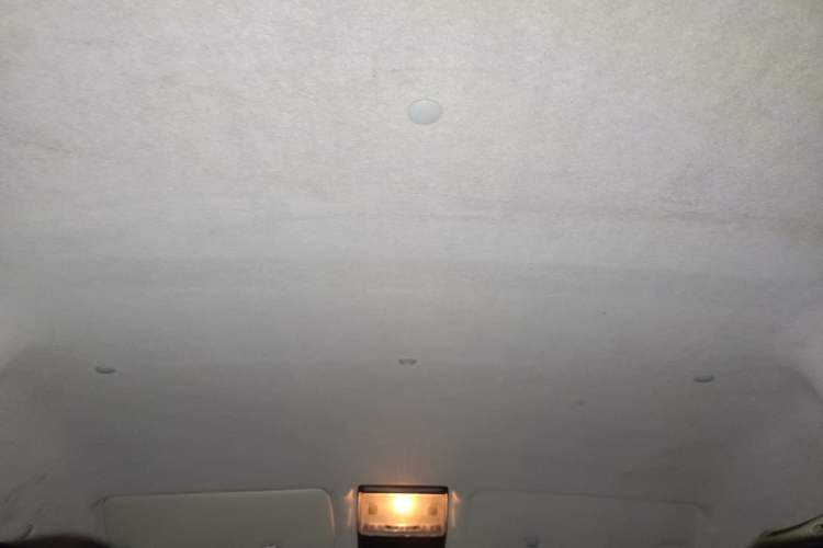 Used Jinbei Hiace X30 2021 1.5L Wealthy Van China VI Standard SWC15M Headliner