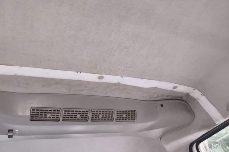 Used Jinbei Hiace X30 2021 1.5L Wealthy Edition Bus China VI Standard SWC15M Headliner