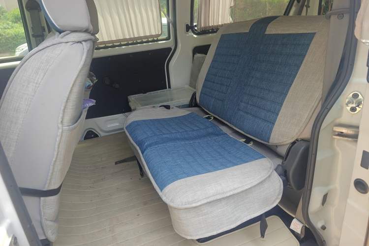 Used Jinbei Hiace X30 2021 1.5L Wealthy Single-Steaming Air-Conditioned Version Bus China VI Standard SWC15M Left Rear Seat