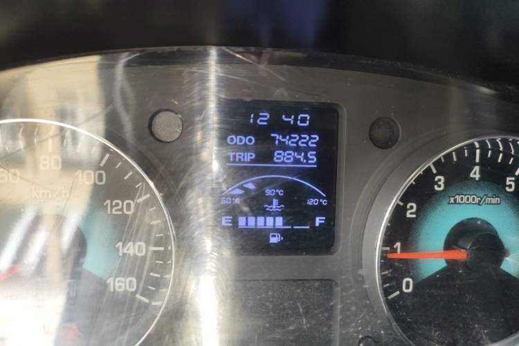 Used Jinbei Hiace X30 2021 1.5L Comfort Plus Central Air-Conditioned Van China VI Standard SWC15M Odometer Close Up