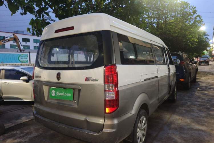 Used Jinbei Hiace X30 2021 1.5L Comfort Model Air-Conditioner-Free Version National VI Standard SWC15M Bus Rear Right 45 Deg