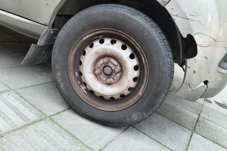 Used Jinbei Hiace X30 2021 1.5L Business-Class Central Air-Conditioned Coach China VI Standard Model SWC15M Right Front Wheel Hub