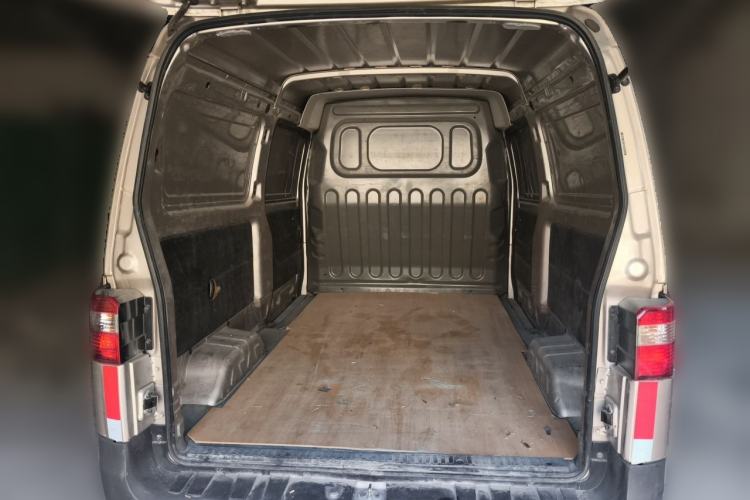 Used Jinbei Hiace X30 2021 1.5L Standard Version Air-Conditioner-Free Van China VI Emission Standard SWC15M Trunk
