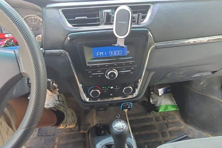 Used Jinbei Hiace X30 2021 1.5L Standard Version Air-Conditioner-Free Van China VI Emission Standard SWC15M Audio And AC Panel