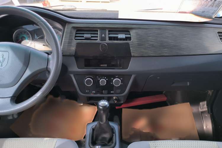 Used Jinbei Hiace X30 2021 1.5L Wealthy Edition Bus China VI Standard SWC15M Audio And AC Panel