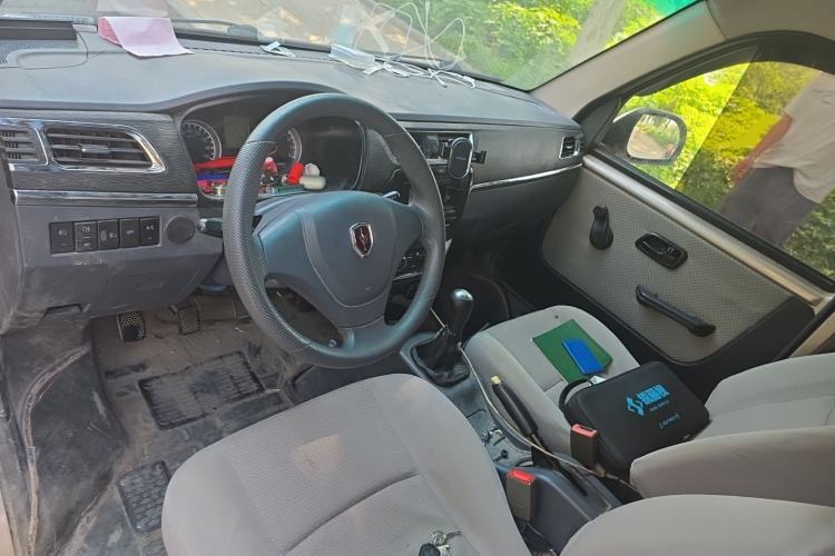 Used Jinbei Hiace X30 2021 1.5L Standard Version Air-Conditioner-Free Van China VI Emission Standard SWC15M Center Console