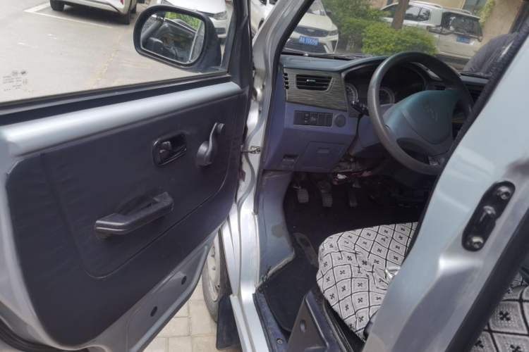 Used Jinbei Hiace X30 2021 1.5L Wealthy Edition Bus China VI Standard SWC15M Driver Seat