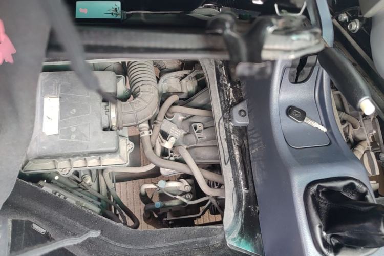 Used Jinbei Hiace X30 2021 1.5L Standard Version Air-Conditioning-Free Bus China VI Emission Standard SWC15M Engine Bay