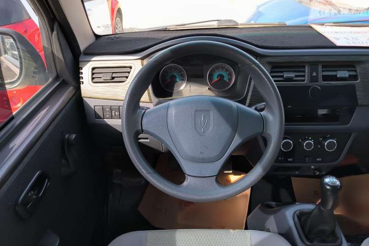 Used Jinbei Hiace X30 2021 1.5L Wealthy Edition Bus China VI Standard SWC15M Interior 1