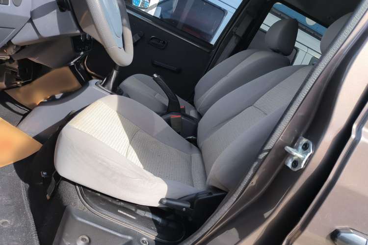 Used Jinbei Hiace X30 2021 1.5L Wealthy Edition Bus China VI Standard SWC15M Interior 8