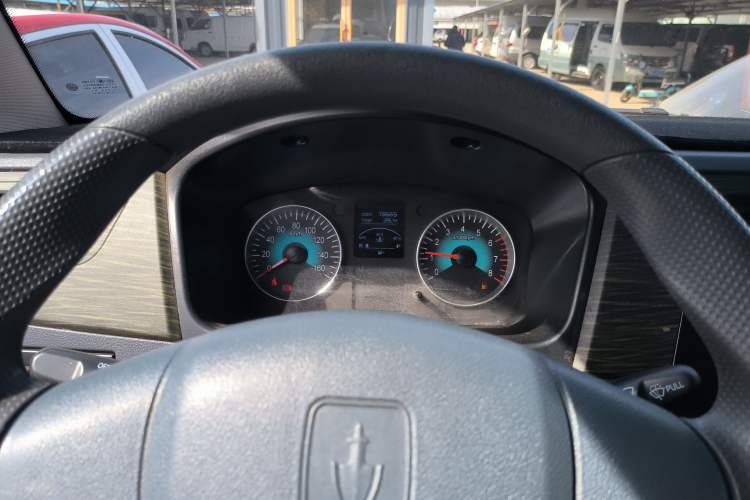 Used Jinbei Hiace X30 2021 1.5L Wealthy Edition Bus China VI Standard SWC15M Interior 9