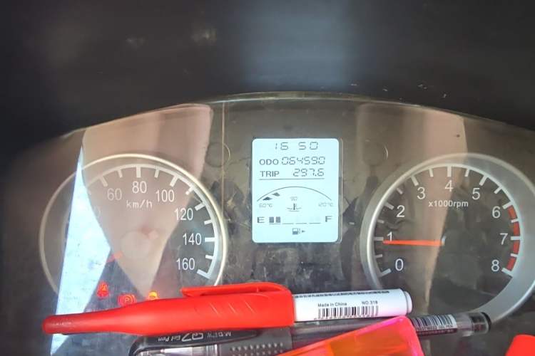 Used Jinbei Hiace X30 2021 1.5L Standard Version Air-Conditioner-Free Van China VI Emission Standard SWC15M Odometer Close Up
