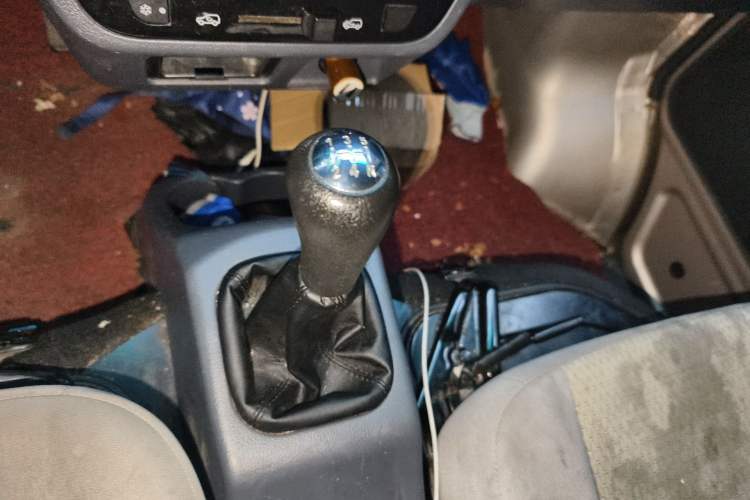 Used Jinbei Hiace X30 2021 1.5L Wealthy Van China VI Standard SWC15M Gear Lever