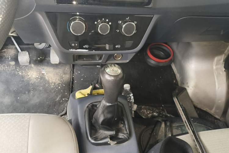 Used Jinbei Hiace X30 2021 1.5L Wealthy Edition Bus China VI Standard SWC15M Gear Lever