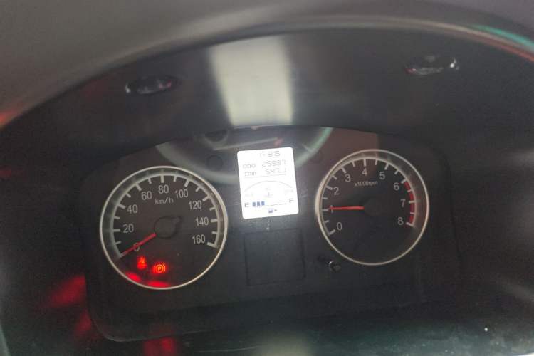 Used Jinbei Hiace X30 2021 1.5L Comfort Model Base Version (No Air Conditioning) Van China VI Standard SWC15M Odometer Close Up