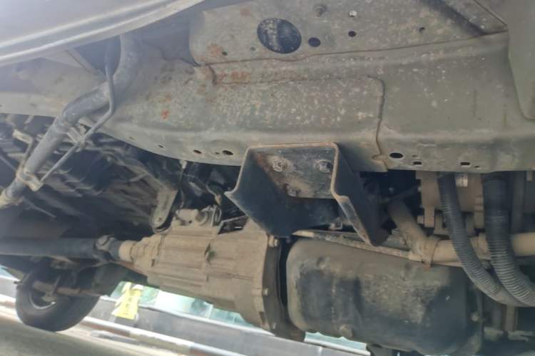 Used Jinbei Hiace X30 2021 1.5L Wealthy Single-Steaming Air-Conditioned Van China VI Standard SWC15M Chassis Front Right