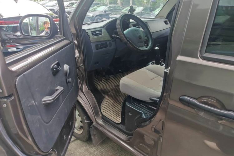 Used Jinbei Hiace X30 2021 1.5L Wealthy Single-Steaming Air-Conditioned Van China VI Standard SWC15M Driver Seat