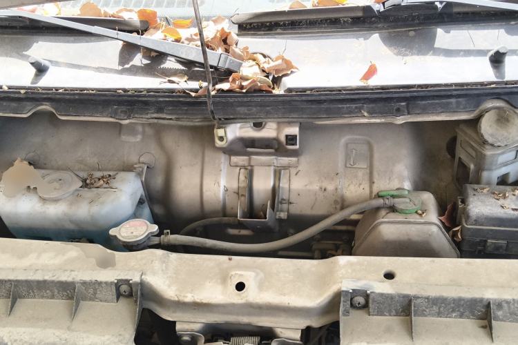 Used Jinbei Hiace X30 2021 1.5L Standard Version Air-Conditioning-Free Bus China VI Emission Standard SWC15M Engine Bay
