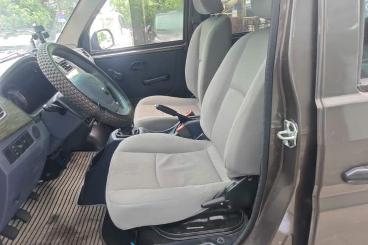 Used Jinbei Hiace X30 2021 1.5L Wealthy Single-Steaming Air-Conditioned Van China VI Standard SWC15M Left Front Seat