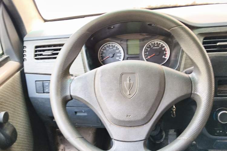 Used Jinbei Hiace X30 2021 1.5L Standard Version Air-Conditioning-Free Bus China VI Emission Standard SWC15M Steering Wheel