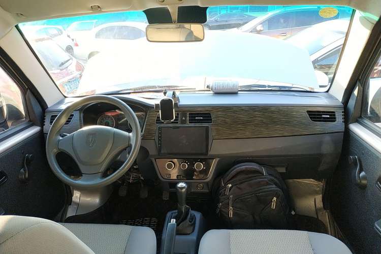 Used Jinbei Hiace X30 2021 1.5L Wealthy Edition Bus China VI Standard SWC15M Center Console