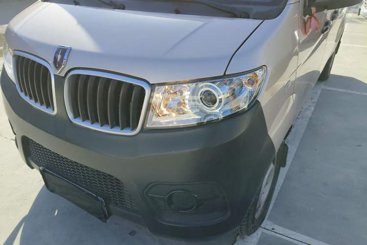 Used Jinbei Hiace X30 2021 1.5L Wealthy Single-Steaming Air-Conditioned Version Bus China VI Standard SWC15M Left Front Headlight