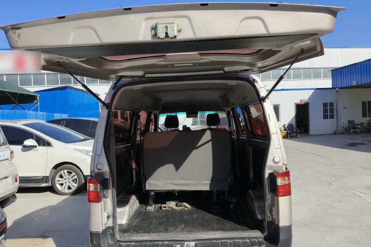 Used Jinbei Hiace X30 2021 1.5L Wealthy Single-Steaming Air-Conditioned Version Bus China VI Standard SWC15M Trunk